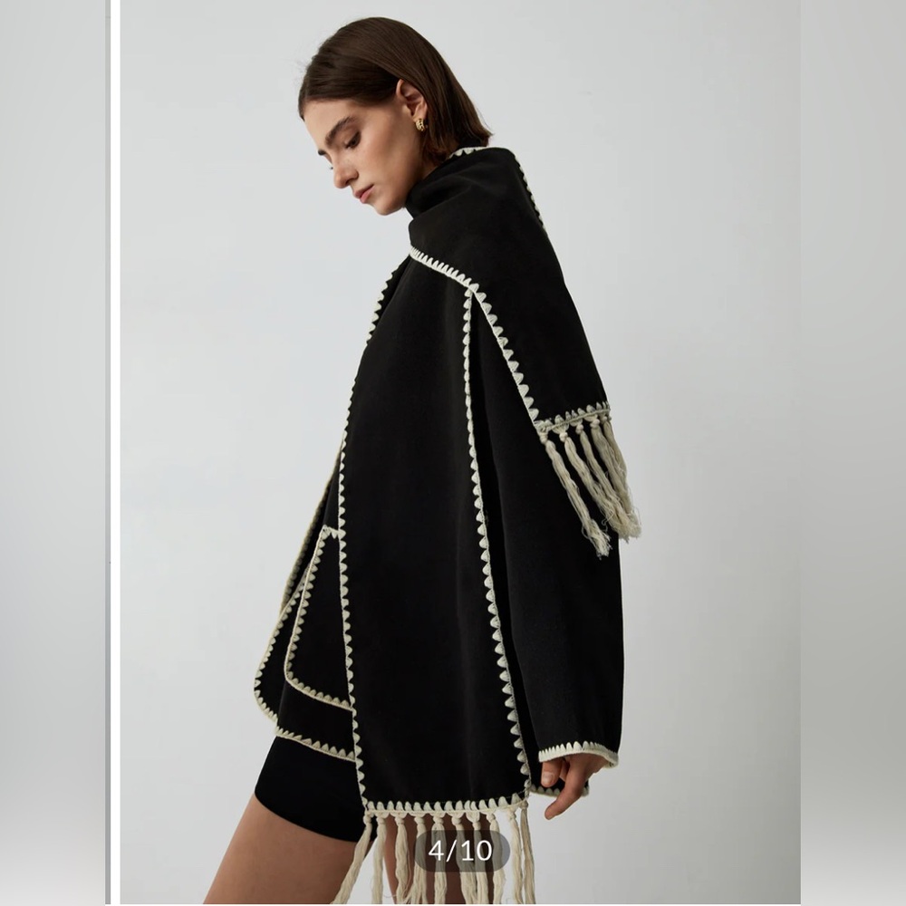 Commense Black Cape with Cream Fringe